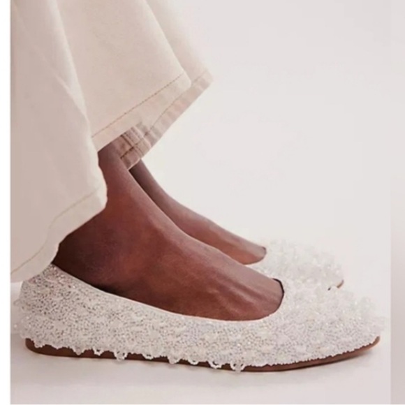 Free People Shoes - nwt nwb Free People White beaded weekends out embellished Flats